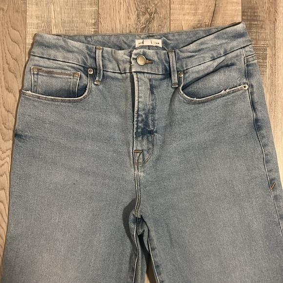 Good American Good Classic Split Hem Stretch Skinny Jeans - Picture 7 of 15